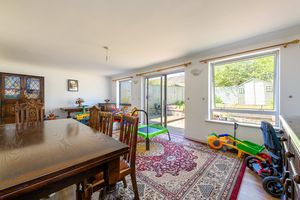 Dining/Family Room- click for photo gallery